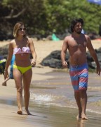 Люси Хейл (Lucy Hale) With Her Boyfriend Wearing A Bikini On The Beach In Hawaii, 30.06.2015 (30xHQ) 35ce0e420660452