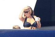 Мэрайя Кэри (Mariah Carey) Wearing A Bikini Top On A Yacht In Ibiza, 30.06.2015 - 42xHQ 8458e5420660939