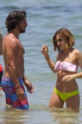Люси Хейл (Lucy Hale) With Her Boyfriend Wearing A Bikini On The Beach In Hawaii, 30.06.2015 (30xHQ) Fa7b79420660289
