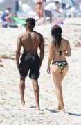 Шанина Шайк (Shanina Shaik) Bikini Enjoy Day With Her Boyfriend On The Beach In Miami, 16.06.2015 (16xHQ) Fc6661420661150