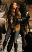 [LQ tag] Megan Fox - on the set of 'Teenage Mutant Ninja Turtles 2' in NYC 7/9/15