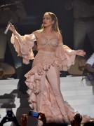Дженнифер Лопез (Jennifer Lopez) Billboard Latin Music Awards In Miami, show, 30.04.2015 - 26xHQ 341b51421764055
