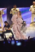 Дженнифер Лопез (Jennifer Lopez) Billboard Latin Music Awards In Miami, show, 30.04.2015 - 26xHQ Ee9eae421764118