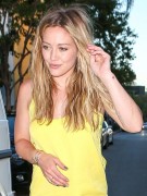 [MQ] Hilary Duff - at Sugarfish in Beverly Hills 7/13/15