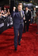 Крис Прэтт (Chris Pratt) 'Jurassic World' premiere, Dolby Theatre, Hollywood, 06.09.2015 (28xHQ) E5655a422498987