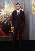 Николас Холт (Nicholas Hoult) Mad Max Fury Road Premiere, 2015 (95xHQ) 594fcd422500690