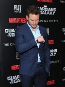 Крис Прэтт (Chris Pratt) The Cinema Society with Men's Fitness & FIJI Water host a screening of 'Guardians of the Galaxy', Crosby Street Hotel, New York, 2014 (83xHQ) 5f5d85422501651