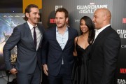 Крис Прэтт (Chris Pratt) The Cinema Society with Men's Fitness & FIJI Water host a screening of 'Guardians of the Galaxy', Crosby Street Hotel, New York, 2014 (83xHQ) 6cc0c7422501969