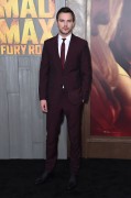 Николас Холт (Nicholas Hoult) Mad Max Fury Road Premiere, 2015 (95xHQ) Ac34a1422500568