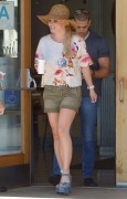 Бритни Спирс (Britney Spears) Spotted In Calabasas, 03.07.2015 (48xHQ) 8c362c423009958
