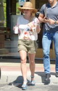 Бритни Спирс (Britney Spears) Spotted In Calabasas, 03.07.2015 (48xHQ) B0d524423009934