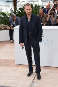 Том Харди (Tom Hardy) 68th Annual Cannes Film Festival 'Mad Max Fury Road' Photocall, 2015 (86xHQ) 593a7c423178645