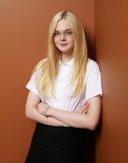 Эль Фаннинг (Elle Fanning) Guess Studio Portrait's during 2012 TIFF for 'Ginger And Rosa, 07.09.2012 (15xHQ) 636675423176304