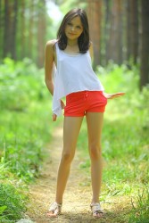 Silver-Stars.co Amy - White Top 1 - 121 pix - 3000 px