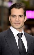 Генри Кавилл (Henry Cavill) Man of Steel Premiere at Empire Leicester Square in London, 12.06.2013 (16xHQ) 43ba37423560837