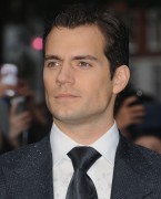 Генри Кавилл (Henry Cavill) Man of Steel Premiere at Empire Leicester Square in London, 12.06.2013 (16xHQ) B56ae0423560680