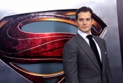 Генри Кавилл (Henry Cavill) Man of Steel Premiere at Alice Tully Hall in New York City, 10.06.2013 (66xHQ) Eaf416423560240