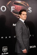 Генри Кавилл (Henry Cavill) Man of Steel Premiere at Alice Tully Hall in New York City, 10.06.2013 (66xHQ) Fac55a423560212