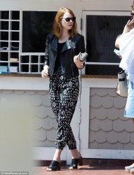 [LQ tag] Emma Stone - out in Santa Monica 7/24/2015