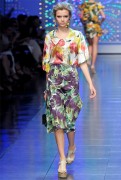Dolce & Gabbana - SpringSummer 2012 Ready-to-Wear (13xHQ) 0120e4424757824