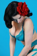  Дита фон Тиз (Dita von Teese) Vintage Lingerie Classic 1950's Photoshoot 2015 (111xHQ) 913041427047659