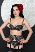  Дита фон Тиз (Dita von Teese) Vintage Lingerie Classic 1950's Photoshoot 2015 (111xHQ) B0b5c6427047245