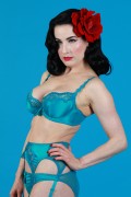  Дита фон Тиз (Dita von Teese) Vintage Lingerie Classic 1950's Photoshoot 2015 (111xHQ) B2cfc6427047690