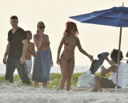 Рианна (Rihanna) enjoys a winter break on the beach in Barbados, 2010 (50xHQ) 149223427812998