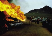 Безумный Макс 2: Воин дороги / Mad Max 2: The Road Warrior (Мэл Гибсон, 1981) Dba573428099580