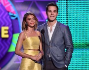 Sarah Hyland "Teen Choice Awards 2015 at the USC Galen Center in Los Angeles" (16.08.2015) 36x updatet x2 Fb980f429568450