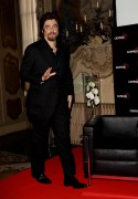 Бенисио Дель Торо (Benicio Del Toro) The Red Affair, Campari Calendar 2011 Press Conference (21 October 2010) (29xHQ) 3baefd429772969