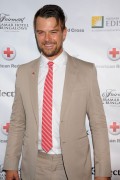 Джош Дюамель (Josh Duhamel) American Red Cross Annual Red Tie Affair (Santa Monica, April 21, 2012) (57xHQ) 95def3429772500