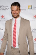 Джош Дюамель (Josh Duhamel) American Red Cross Annual Red Tie Affair (Santa Monica, April 21, 2012) (57xHQ) F46aa1429772444