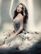 Эмилия Кларк (Emilia Clarke) Vogue Magazine Photoshoot 2015 (6xHQ) Fcfd0c429791619