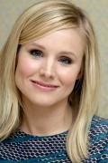 Кристен Белл (Kristen Bell) House Of Lies press conference portraits by Munawar Hosain (Los Angeles, April 15, 2014) - 44xHQ 73ae12430026219