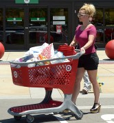 Бритни Спирс (Britney Spears) Shopping At Target With Her Boys, 08.07.2015 - 75xHQ 748077431449499