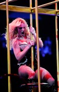 Бритни Спирс (Britney Spears) - Opening night of 'The Circus Starring Britney Spears Tour', New Orleans, 03.03.2009 - 122xHQ 596d0d431458074