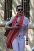 Энн Хэтэуэй (Anne Hathaway) Out in New York City, 2015 (14xHQ) 6c8871431450507