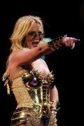 Бритни Спирс (Britney Spears) - Opening night of 'The Circus Starring Britney Spears Tour', New Orleans, 03.03.2009 - 122xHQ C3a056431458200