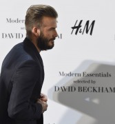 Дэвид Бекхэм (David Beckham) Presenting the Modern Essentials Collection by H&M in Madrid, 20.03.2015 - 35xHQ 1c1647431468213