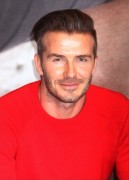 Дэвид Бекхэм (David Beckham) launch of his new Bodywear range at the H&M Times Square (New York, February 1, 2014) - 238xHQ 2c42cc431469724
