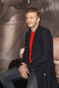 Дэвид Бекхэм (David Beckham) launch of his new Bodywear range at the H&M Times Square (New York, February 1, 2014) - 238xHQ B3d09b431468500