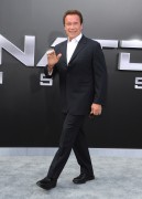 Арнольд Шварценеггер (Arnold Schwarzenegger) Terminator Genisys Premiere at the Dolby Theater (Hollywood, June 28, 2015) - 332xHQ 0016a1432979664