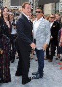 Арнольд Шварценеггер (Arnold Schwarzenegger) Terminator Genisys Premiere at the Dolby Theater (Hollywood, June 28, 2015) - 332xHQ 01c182432979687