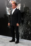 Арнольд Шварценеггер (Arnold Schwarzenegger) Terminator Genisys Premiere at the Dolby Theater (Hollywood, June 28, 2015) - 332xHQ 0c848d432978621