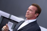 Арнольд Шварценеггер (Arnold Schwarzenegger) Terminator Genisys Premiere at the Dolby Theater (Hollywood, June 28, 2015) - 332xHQ 13987e432979098