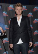 Ник Картер (Nick Carter) Promoting his book 'Facing the Music' at Planet Hollywood Times Square (September 24, 2013) (110xHQ) 1629d5432974724