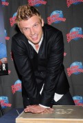 Ник Картер (Nick Carter) Promoting his book 'Facing the Music' at Planet Hollywood Times Square (September 24, 2013) (110xHQ) 2e751a432974787