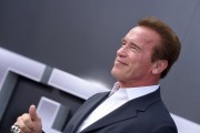 Арнольд Шварценеггер (Arnold Schwarzenegger) Terminator Genisys Premiere at the Dolby Theater (Hollywood, June 28, 2015) - 332xHQ 352a62432979138