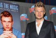 Ник Картер (Nick Carter) Promoting his book 'Facing the Music' at Planet Hollywood Times Square (September 24, 2013) (110xHQ) 68d809432974888